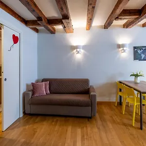 Gdhouse Apartment